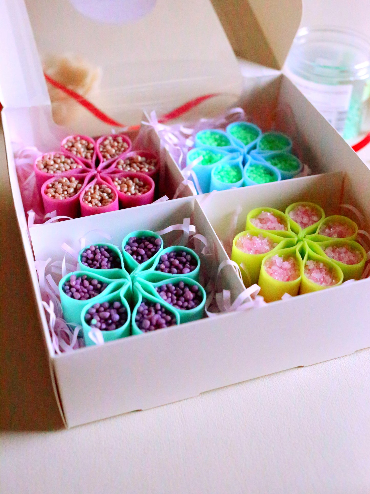 4 Blue-Green ASMR Flower-Shaped Soaps with Starch, Crispy Gift Set for ASMR Lover