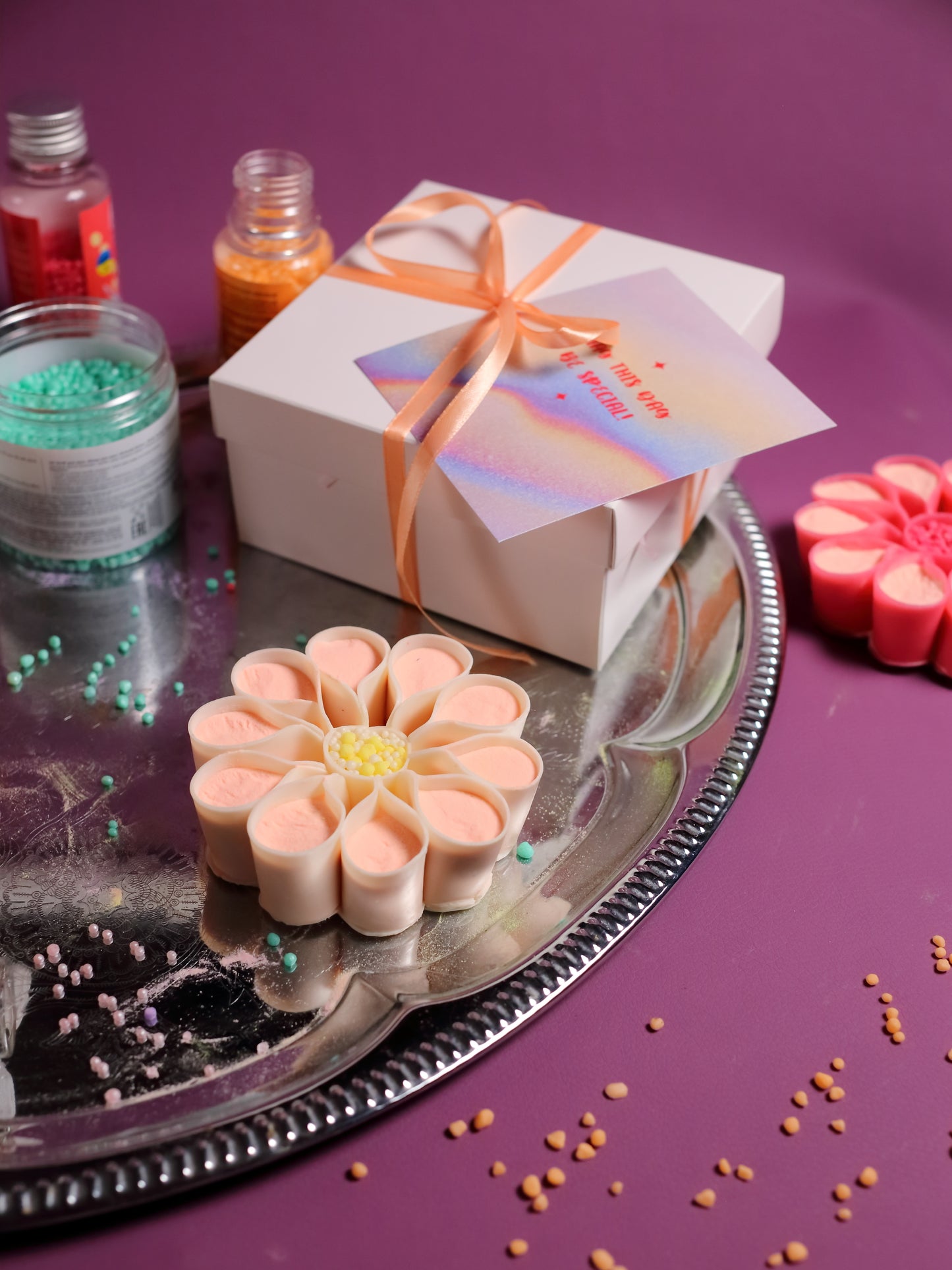 ASMR Flower-Shaped Crispy Soap with Starch